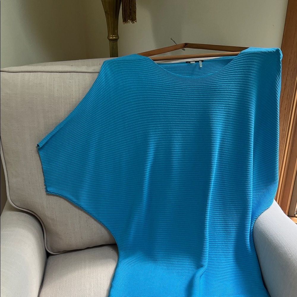 Aqua Blue Ribbed Knit Top Size M - Picture 4 of 4